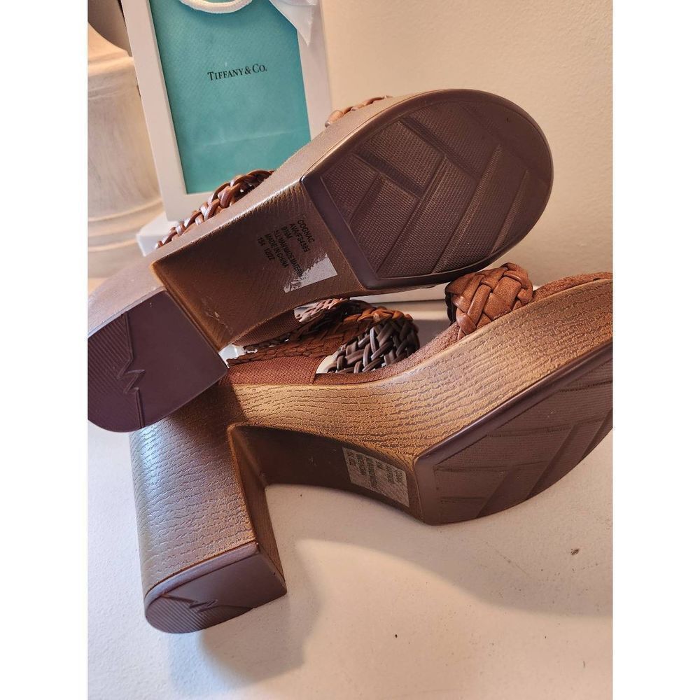 House of Harlow 1960 Cognac Braided Sandals - Picture 7 of 8